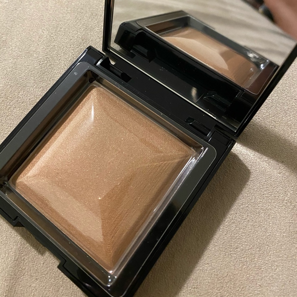 BareMinerals bronzer medium